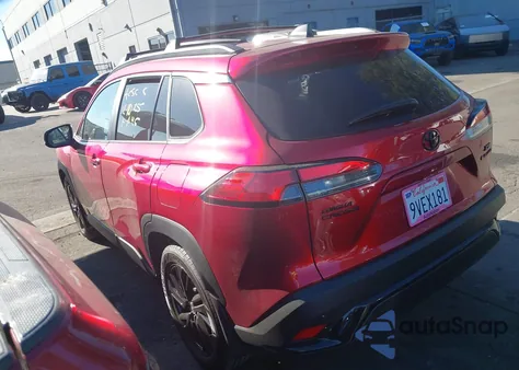 2026 Toyota Corolla Cross Hybrid Xse z USA, uszkodzony, nr VIN 7MUFBABG3TV090899